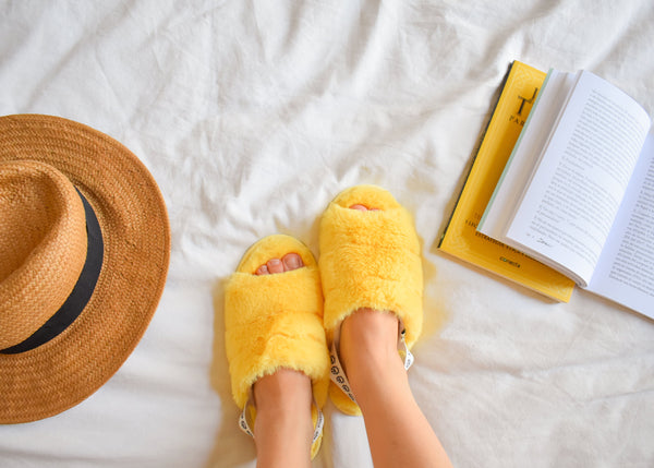 slipper yellow lifestyle